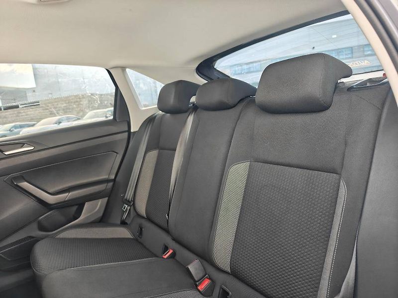 Volkswagen Taigo Life 6G 1,0TSi - fotka 8 z 23