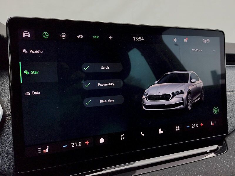 Škoda Octavia (2024) Top Selection 1,5 Tsi 110 Kw D - fotka 11 z 39