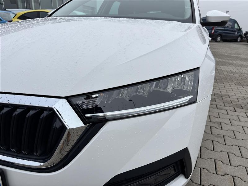 Škoda Octavia 1,5 TSI 110kW Ambition - fotka 9 z 32