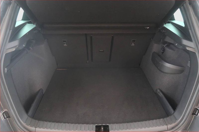 Škoda Karoq (2024) Sportline 2.0 TDI - fotka 14 z 21
