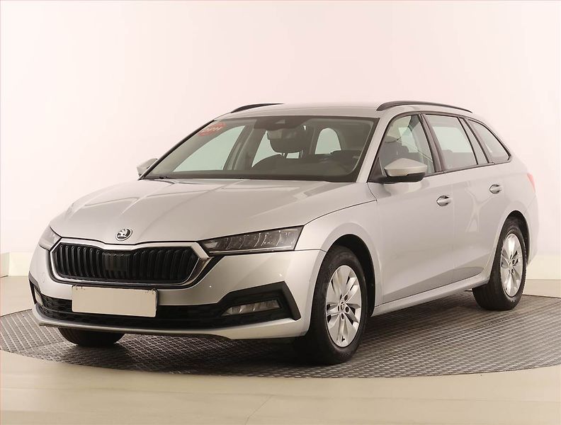 Škoda Octavia (2023) Ambition 2.0 TDI, ČR,1.maj - fotka 2 z 24