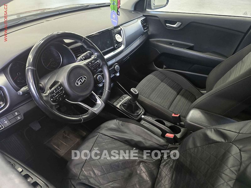Kia Stonic (2018) 1.4i, Klima - fotka 3 z 3