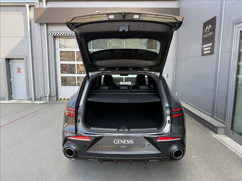 Genesis GV70 2,5 T AWD AT  Sport - fotka 19 z 22