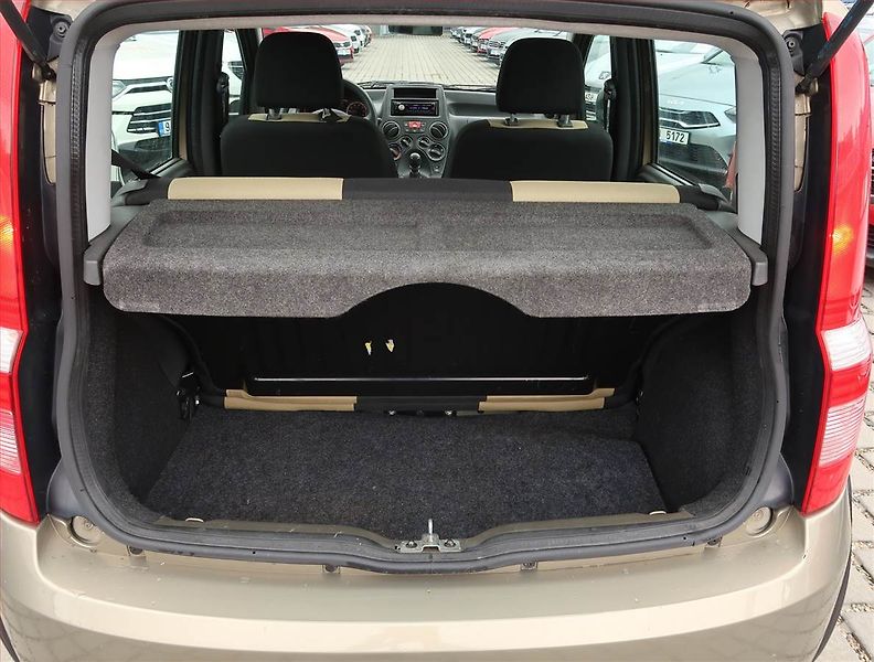 Fiat Panda (2010) 1.3 MultiJet, 4X4 - fotka 13 z 14