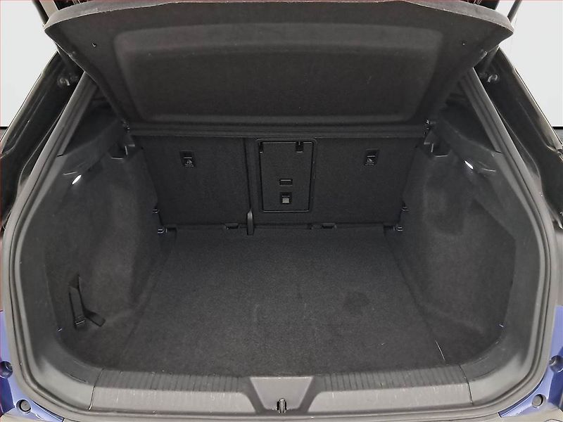 Volkswagen ID.4 (2020) 1st (82 kWh), SoH 92% - fotka 14 z 22