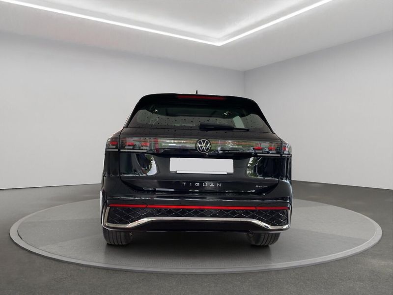 Volkswagen Tiguan TDI 4M R-Line Pano NezT 360 IQ - fotka 5 z 12