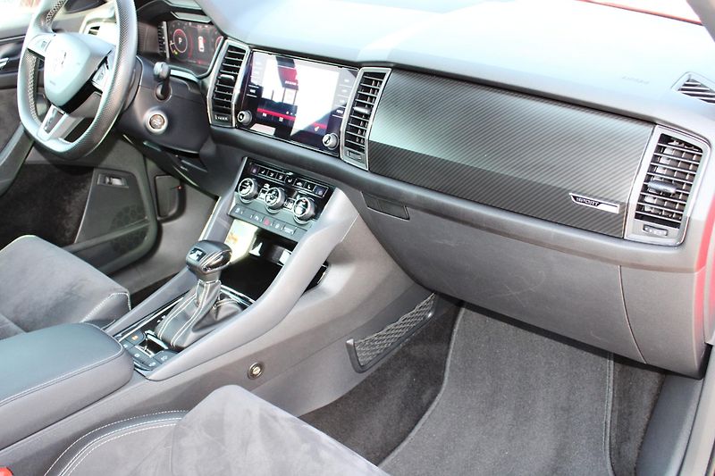 Škoda Kodiaq (2018) 2.0 TDI DSG 4X4 SPORTLINE - fotka 18 z 30