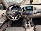 Mitsubishi L200 (2008) 2.5DI-D 100kW 4x4 HARDTOP/AUT - náhled 18