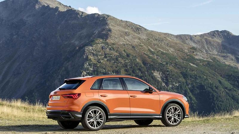 SUV Audi teď mají osmiúhelníkovou masku chladiče