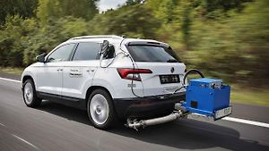 Měření emisí vozů v laboratoři i na silnici