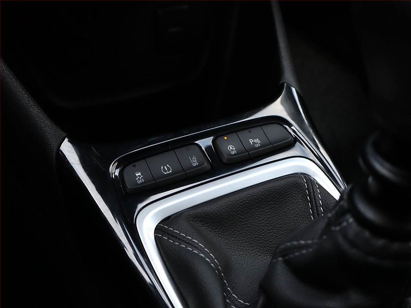 Opel Crossland X (2021) 1.2 Turbo, Serv.kniha - fotka 16 z 17