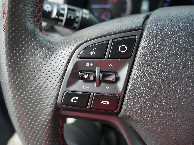 Hyundai Tucson (2020) 1.6T-GDi 4x4, ČR, Navi, kůže - fotka 12 z 25