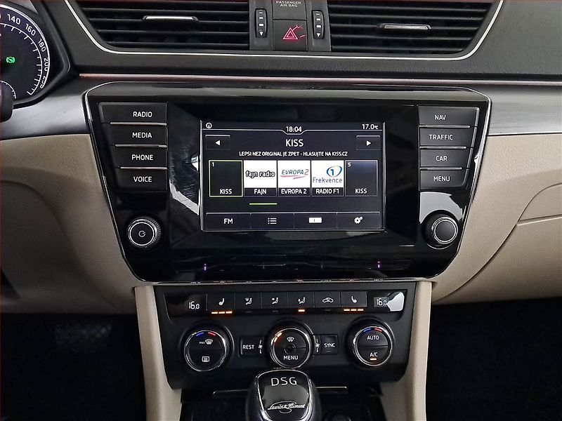 Škoda Superb (2016) 2.0 TDI, Automat, Kůže, Navi - fotka 12 z 23