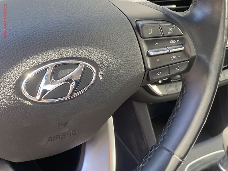 Hyundai i30 (2019) 1.4 GDi, ČR, AC, LED, navi - fotka 13 z 20
