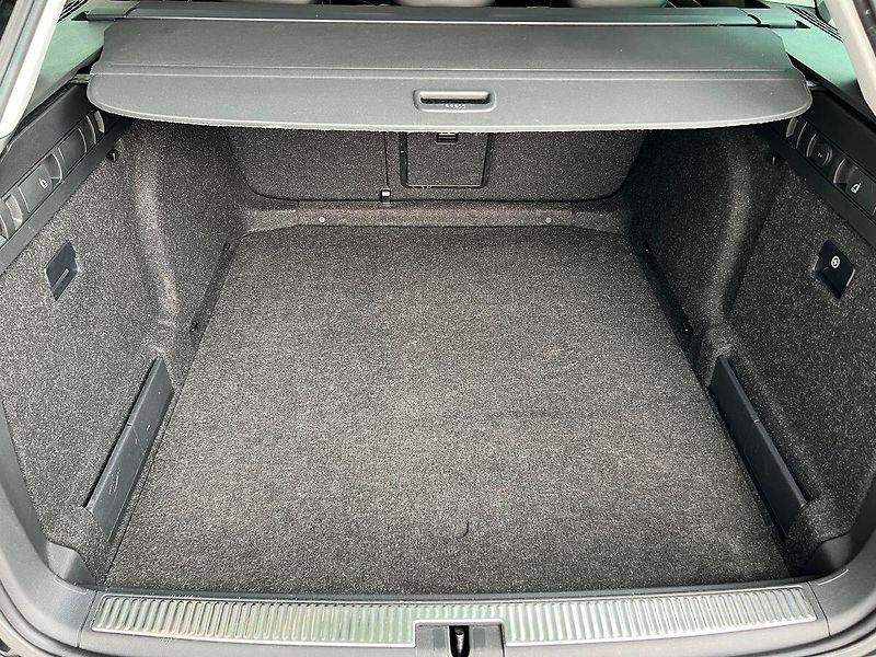 Škoda Superb Scout 140kW DSG - fotka 15 z 20