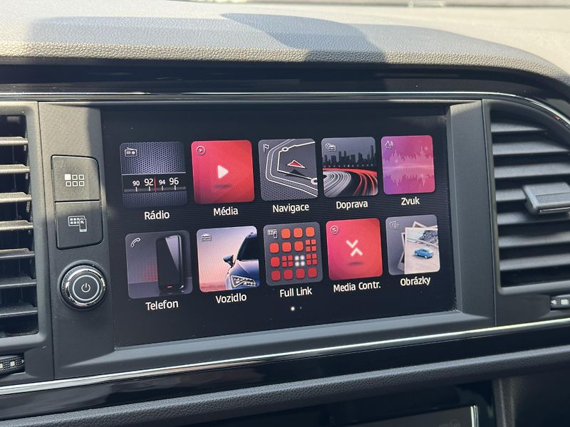 Seat Leon (2018) 1.5TSi MAN FR Virtual PANO RZV - fotka 37 z 52