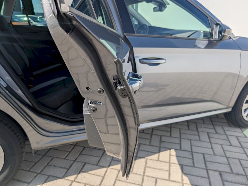 Škoda Kamiq (2025) 1,0 TSI / 85 kW Selection - fotka 26 z 30