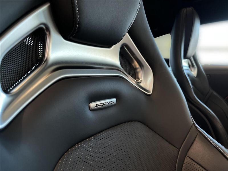 Mercedes-Benz AMG GT Mercedes 63 4MATIC+ - fotka 16 z 25