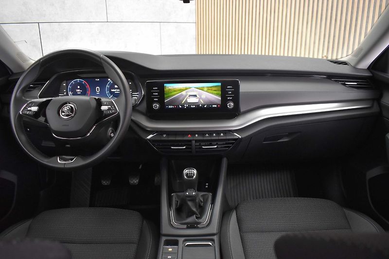 Škoda Octavia 2.0 TDI 110kW AMBITION+*ČR 1.M - fotka 7 z 37