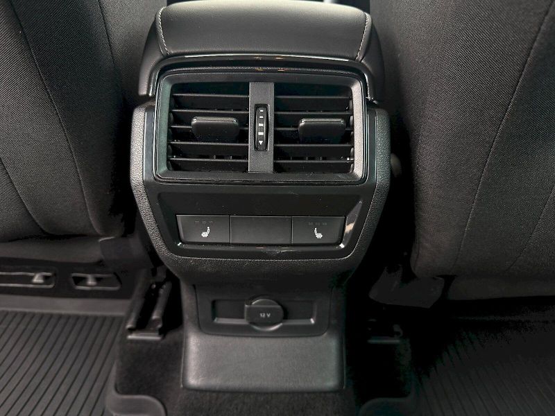 Škoda Karoq (2025) 1.5 TSI 110 kW DSG - fotka 7 z 23