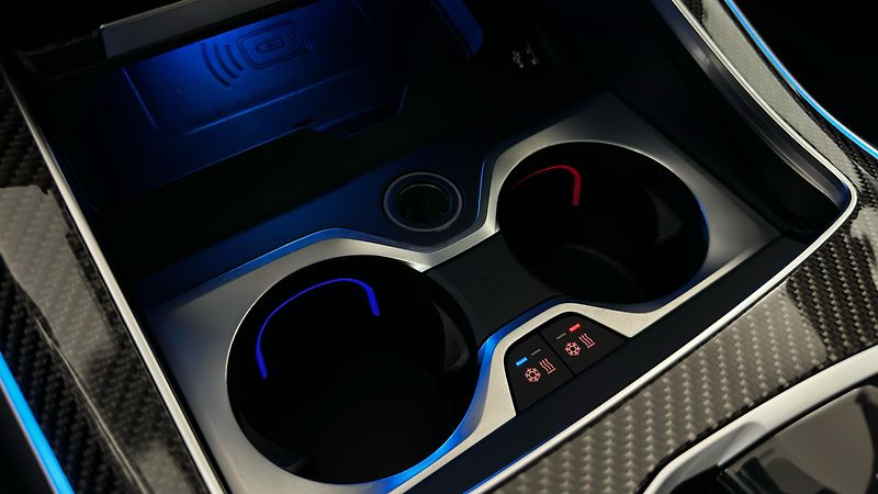 BMW X7 M60i X-DRIVE / ZÁRUKA / 7 MÍST - fotka 47 z 67