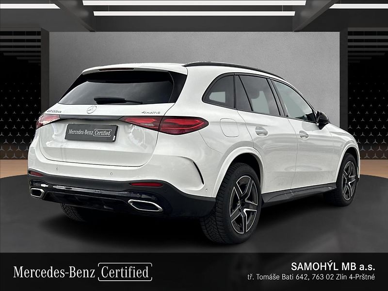 Mercedes-Benz GLC 300 de 4MATIC AMG linie - fotka 5 z 13