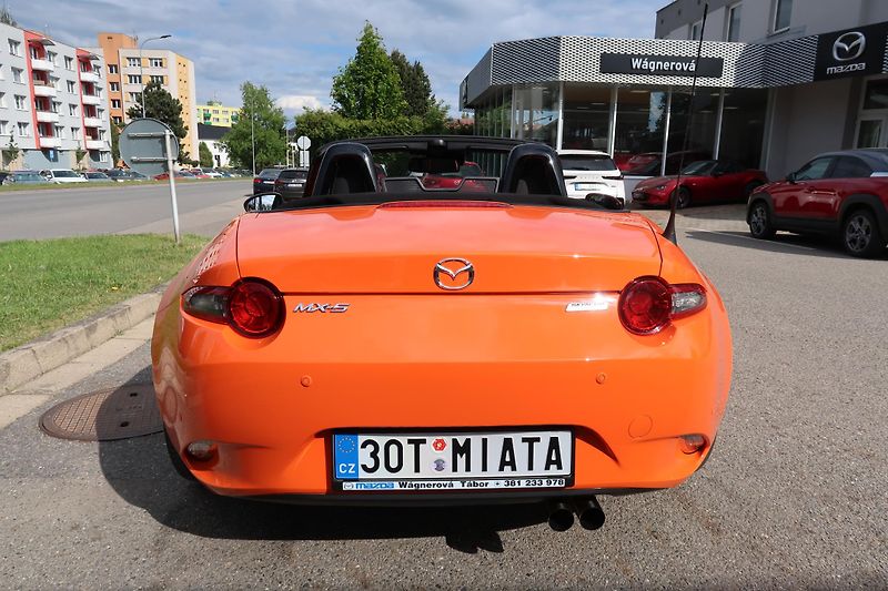 Mazda MX-5 2,0 G184 30th Anniversary - fotka 9 z 34
