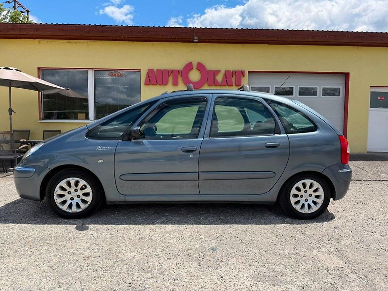 Citroën Xsara Picasso 1.6i 80kW/Panorama/Tažné/Temp. - fotka 7 z 23