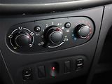Dacia Logan (2015) 1.2 16V, Navi - náhled 17