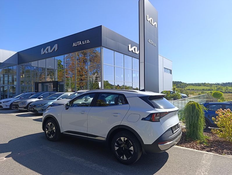 Kia Sportage 1.6 T-GDi Exclusive 4x2 - fotka 12 z 15