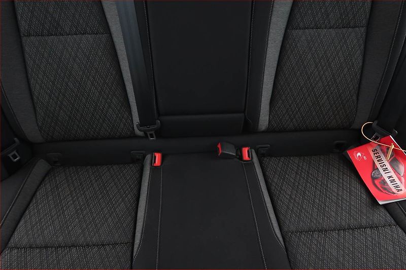 Škoda Karoq (2022) Style Plus 2.0 TDI - fotka 10 z 17