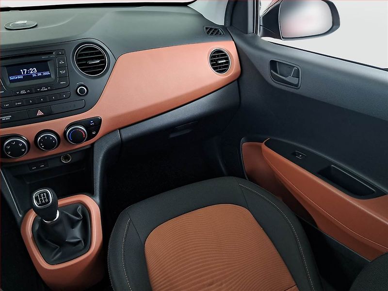 Hyundai i10 (2015) 1.0, ČR,1.maj, Tempomat - fotka 8 z 15