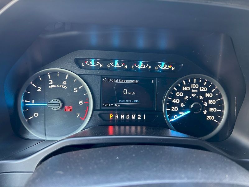 Ford F-150 (2015) XLT - fotka 16 z 20