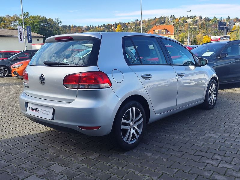 Volkswagen Golf 1.4 16V/59kW Trendline - fotka 5 z 21