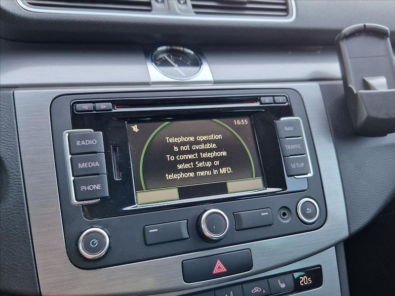 Volkswagen Passat 1,4 TSI DSG NOSIČ TAŽNÉ VÝHŘEV - fotka 25 z 35