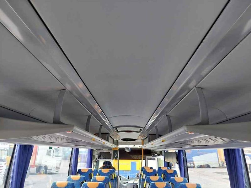 Scania Omniexpress 6x2 - fotka 30 z 48