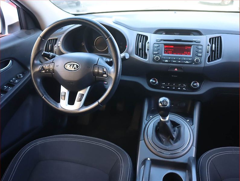Kia Sportage (2011) 1.7 CRDi, Serv.kniha, Tempomat - fotka 7 z 17