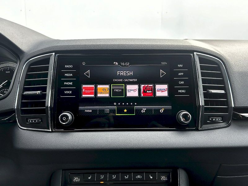 Škoda Karoq (2022) 1.5 TSI 110kW DSG Style - fotka 12 z 35