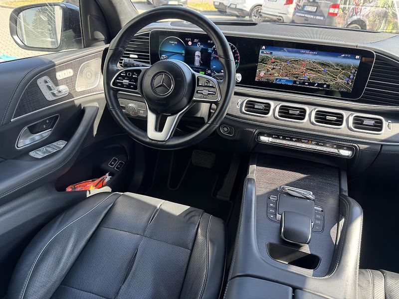 Mercedes-Benz GLE (2022) GLE 350e 4M AMG PANORAMA - fotka 9 z 27