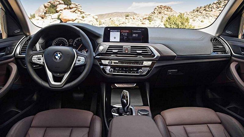 BMW X3.