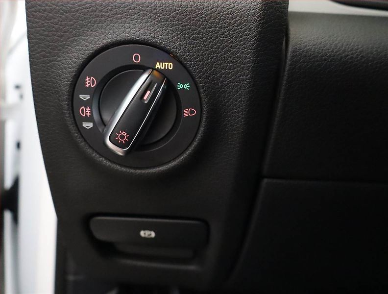 Audi Q7 (2010) S-Line 3.0 TDI, 4X4, Automat - fotka 23 z 26