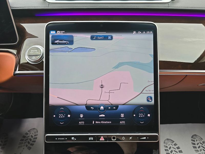 Mercedes-Benz Třídy S S500 4Matic L - fotka 36 z 37