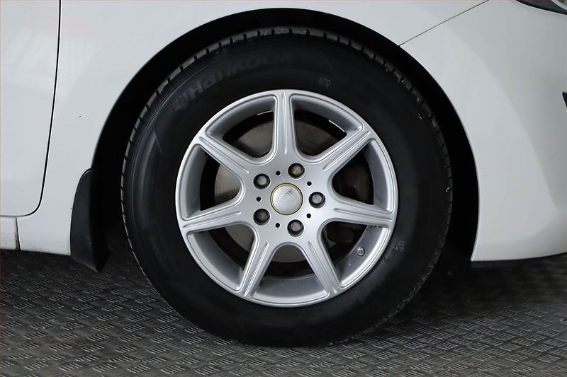 Hyundai i30 (2014) 1.6 CRDi, Serv.kniha, Tempomat - fotka 15 z 20