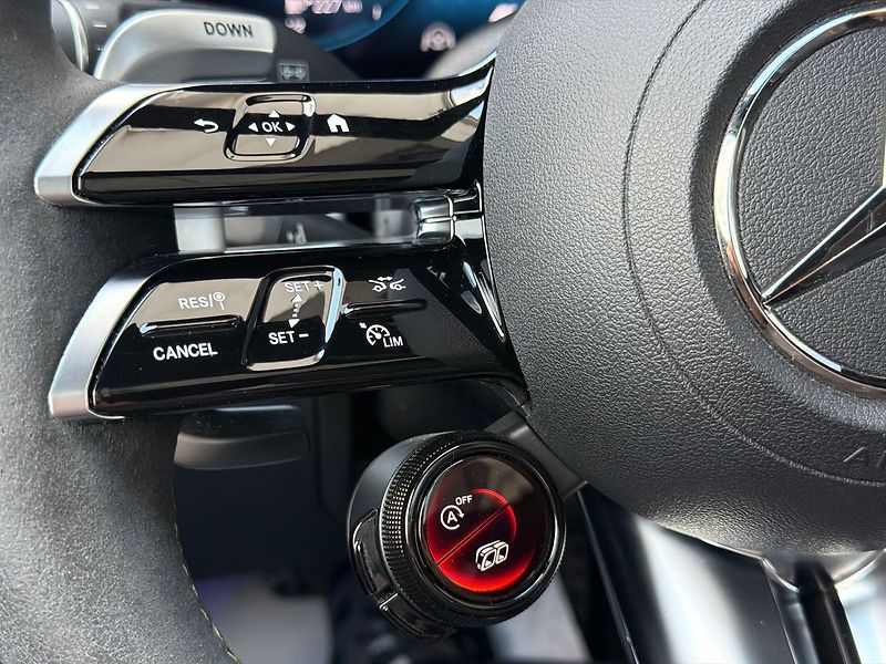 Mercedes-Benz Třídy E 63 S AMG - fotka 34 z 47
