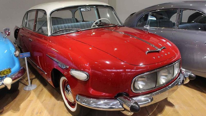 Tatra 603 - první verze