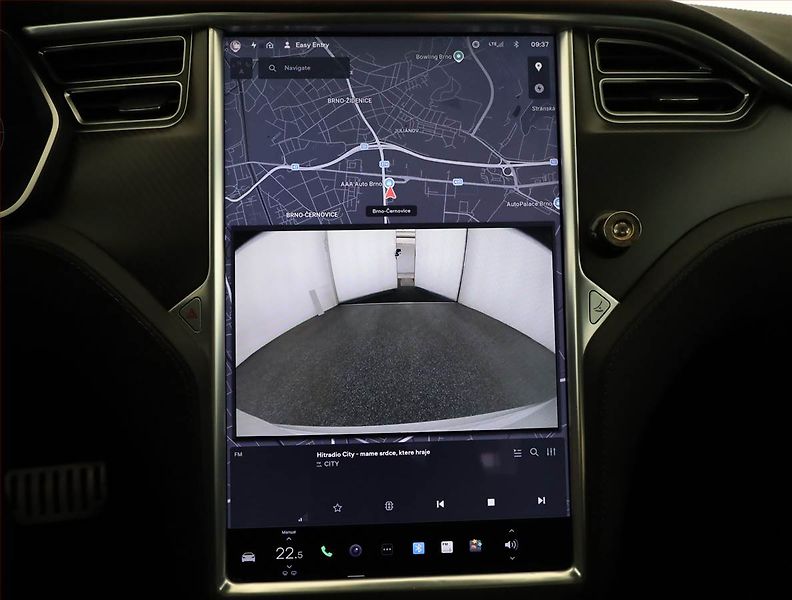Tesla Model S (2017) P100D Ludicrous, SoH 93% - fotka 12 z 21