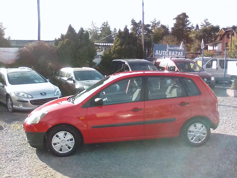 Ford Fiesta (2006) 1.3i , jede super - fotka 8 z 28