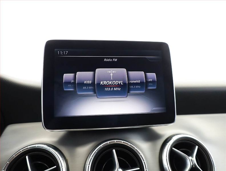 Mercedes-Benz CLA (2016) AMG Paket 220 CDI, Automat - fotka 12 z 19