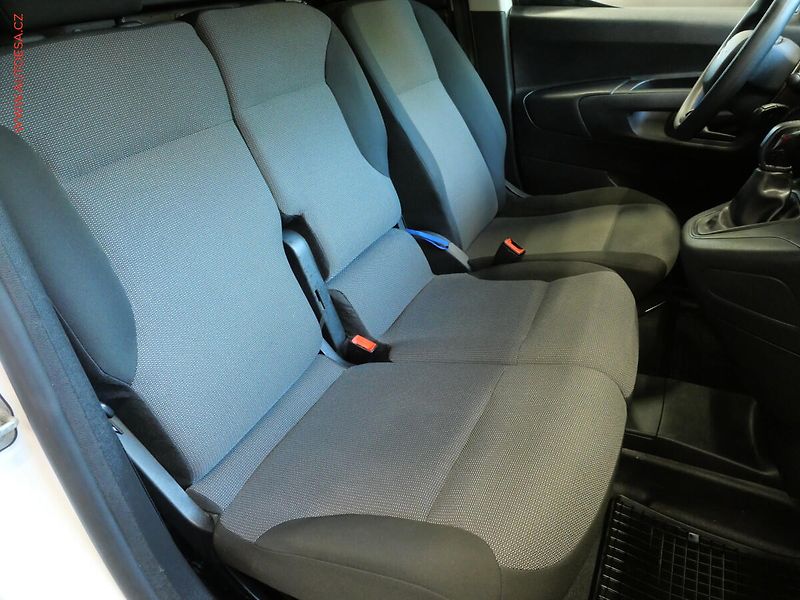 Citroën Berlingo (2020) 1.5HDi, 1.maj,ČR, AC, STK4/28 - fotka 11 z 17
