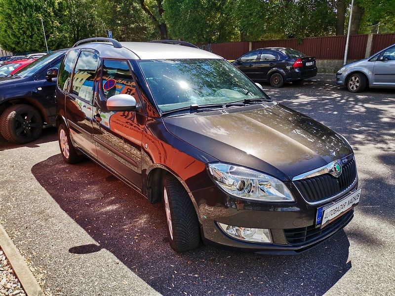 Škoda Roomster (2011) 1.2TSi 63kw STYLE PDC - fotka 6 z 28